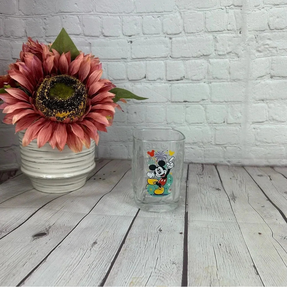 Disney McDonald's collaboration micky mouse tumbler 2000 walt disney world